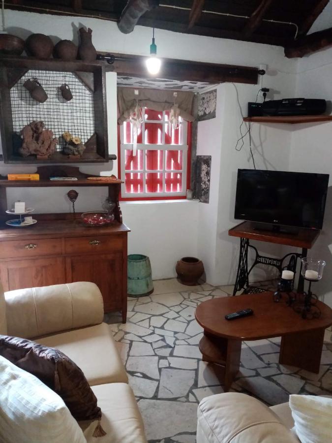 Adega Dos Virgilios Villa Madalena  Kültér fotó